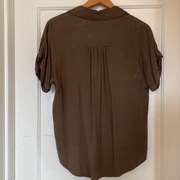 Flattering Rayon Shirt - Picture 2 of 5